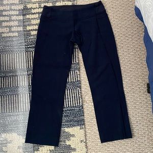 Lululemon leggings size 6